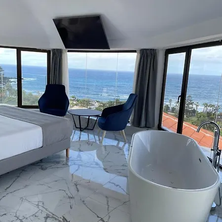 360 Bahia Playa *